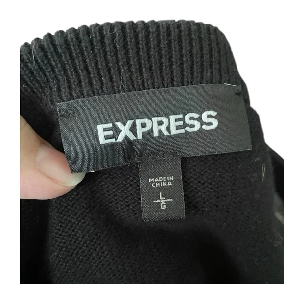 Express V-Neck Argyle men’s Sweater in Black Gray sz Large preppy classic cotton - Picture 4 of 4